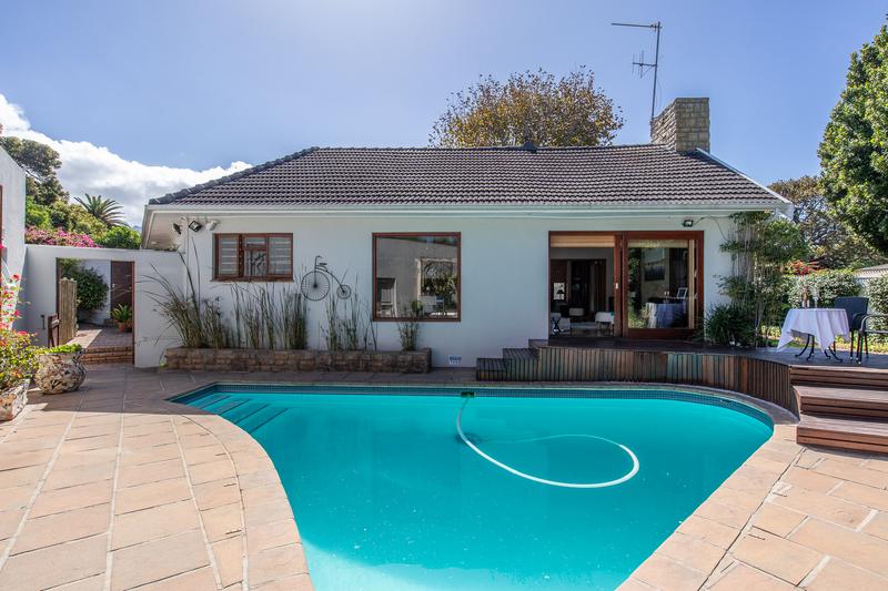3 Bedroom Property for Sale in Constantia Western Cape